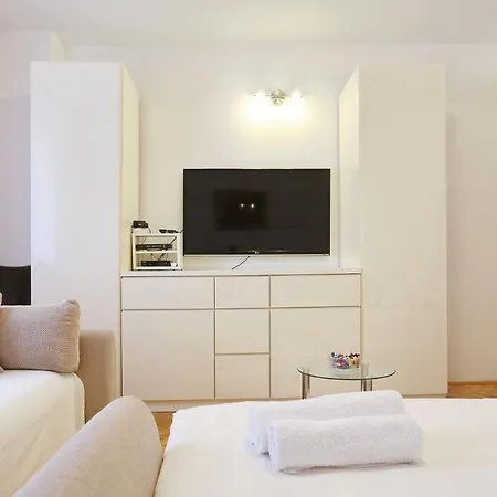 & Neva Apartment Zadar
