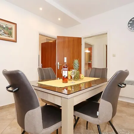 Apartman & Neva Zadar